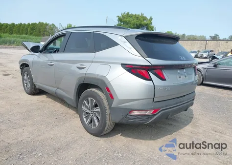 2024 Hyundai Tucson Hybrid Blue z USA, uszkodzony, nr VIN KM8JBCD13RU207860